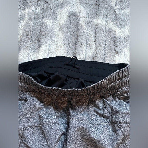 Lululemon Track That Short *5" Heather Lux Multi Black Size 4 - Picture 8 of 9